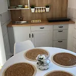 Nad Jeziorem Tarasy *