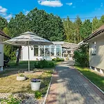 Nad Jeziorem Tarasy Дом отдыха *