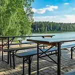 Nad Jeziorem Tarasy Дом отдыха