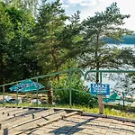 Nad Jeziorem Tarasy *