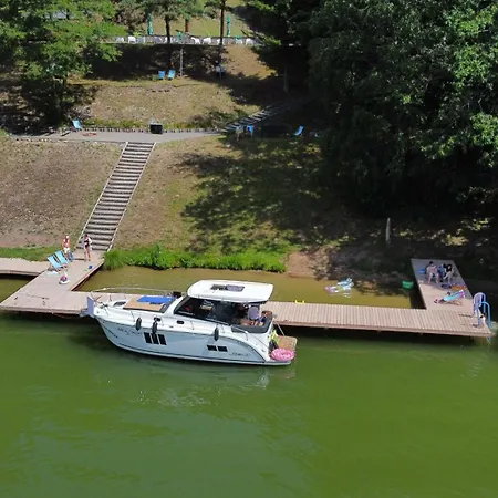 Prázdninový dům Nad Jeziorem Tarasy *