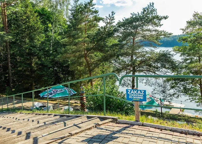 Nad Jeziorem Tarasy *